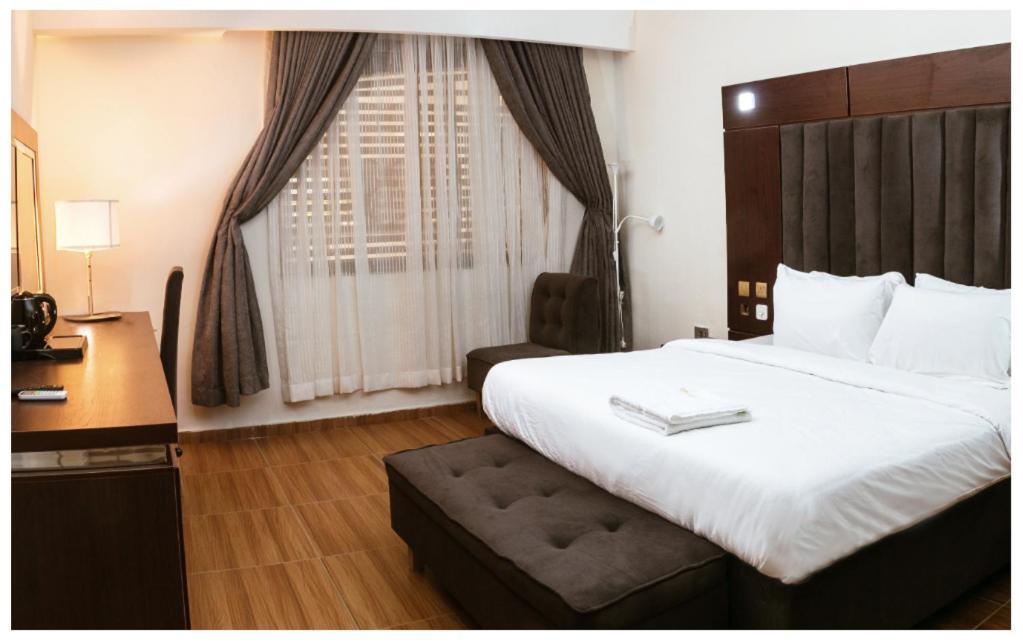 Grand Amari Hotels And Resort Owerri Exterior photo